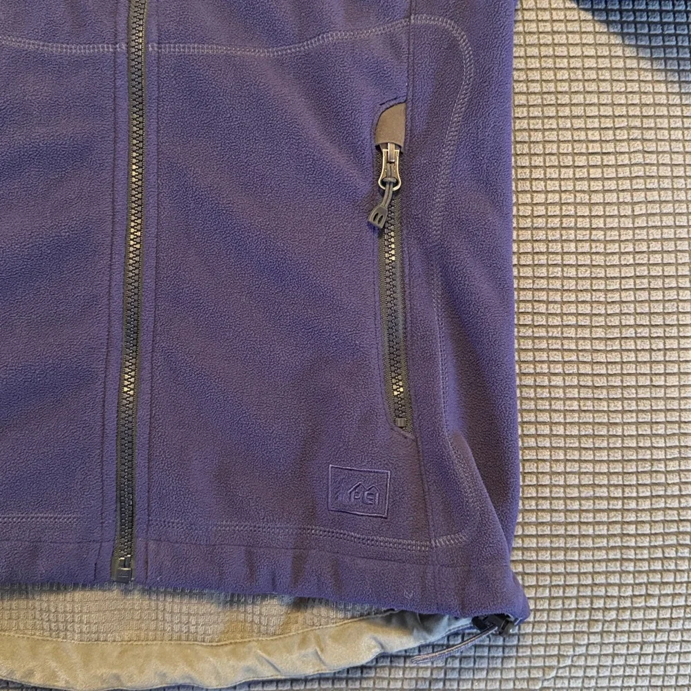REI Jacket - Picture 3 of 9